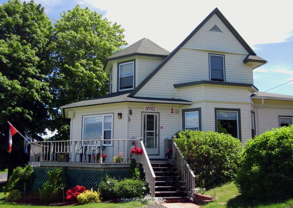 Basinview Motel Smiths Cove Экстерьер фото