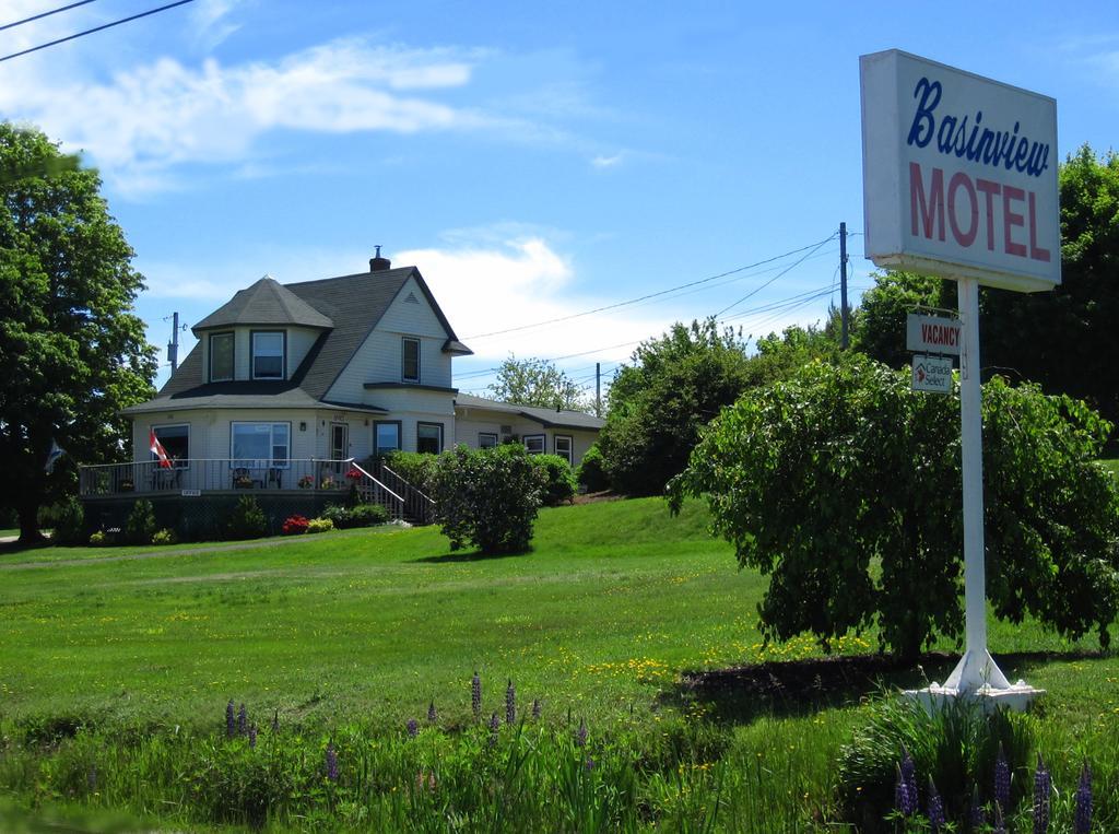Basinview Motel Smiths Cove Экстерьер фото