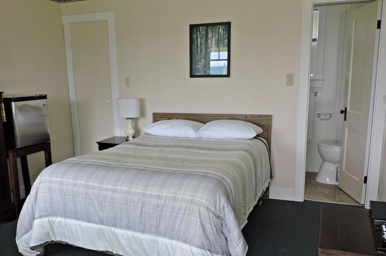 Basinview Motel Smiths Cove Экстерьер фото