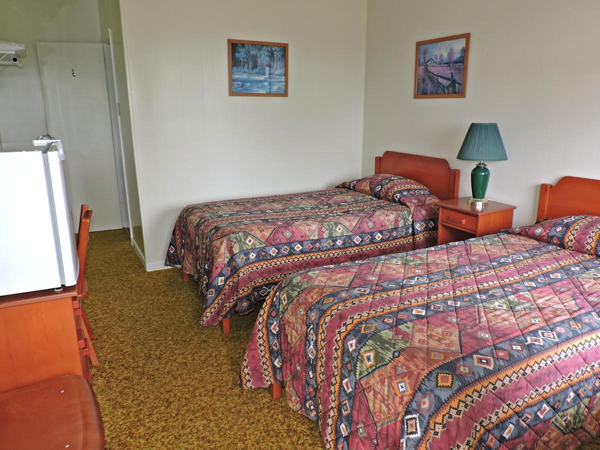 Basinview Motel Smiths Cove Экстерьер фото