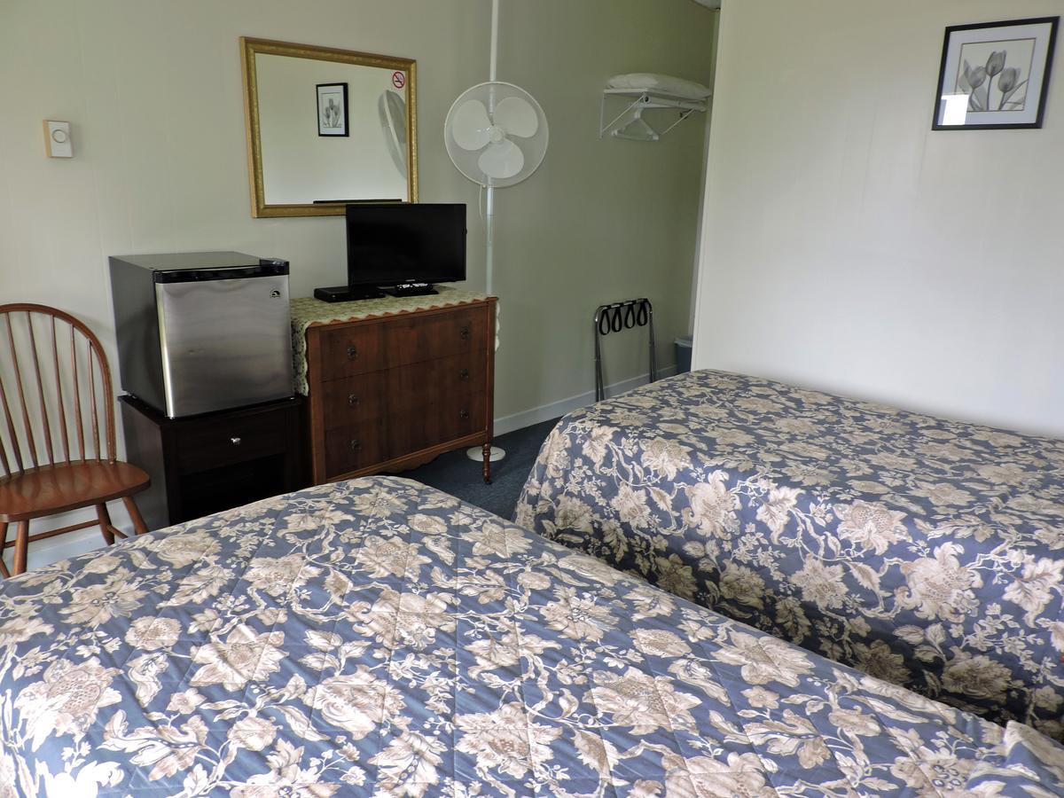 Basinview Motel Smiths Cove Экстерьер фото